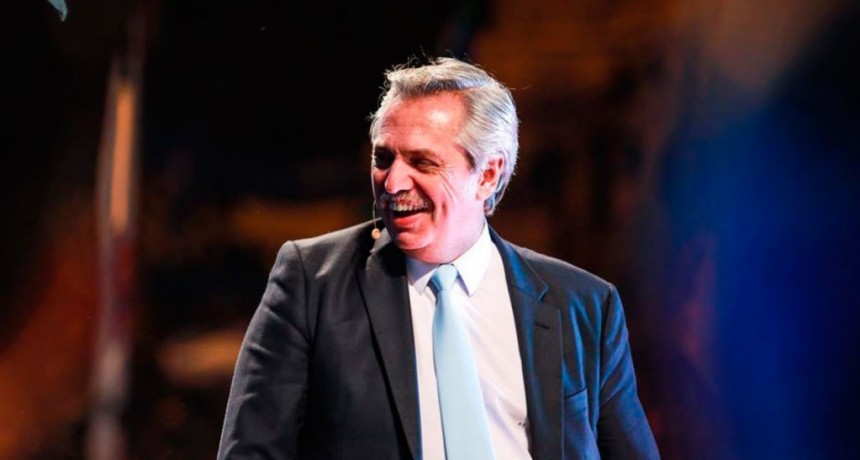 Alberto Fernandez en busca de su propio partido