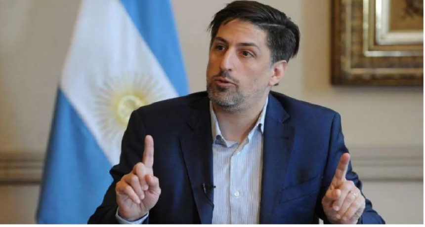 Trotta el bajo nivel en Matemáticas es porque no entendieron su acertijo en redes