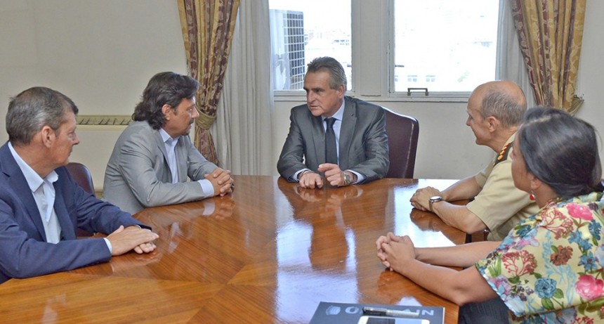 Sáenz y Agustín Rossi coordinaron acciones de emergencia sanitaria en el norte provincial 