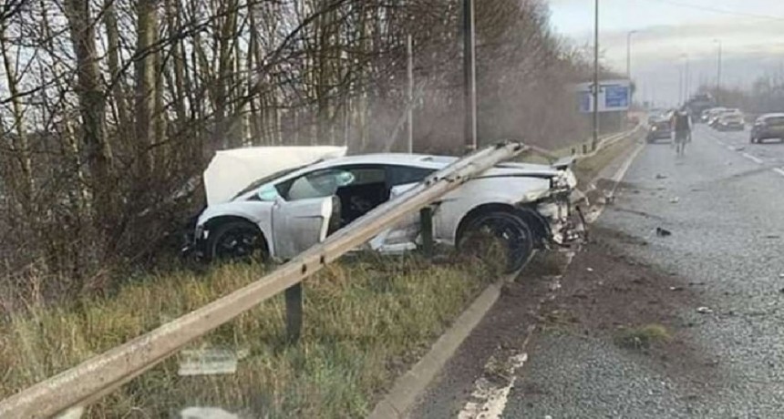 Sergio Romero se accidentó con su Lamborghini en Manchester