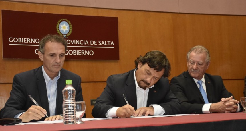 Sáenz firmó un acuerdo con Nación para la ejecución de obras públicas