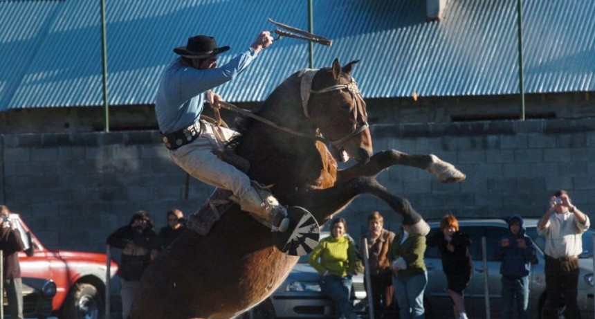 Festival del Poncho, Doma y Folclore en Molinos