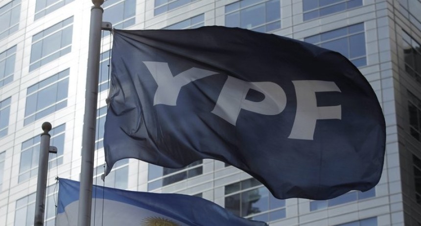 YPF vende torre emblemática en u$s400 millones
