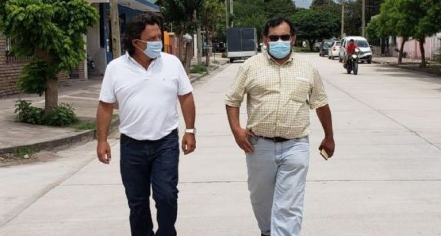 Sáenz recorrió obras públicas en El Carril