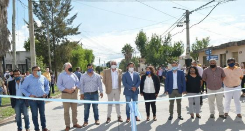 El gobernador recorrió obras del Valle de Lerma