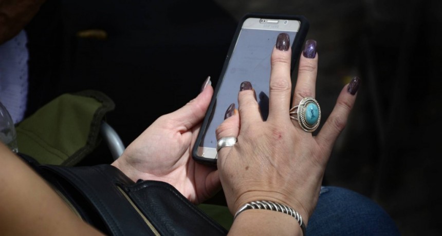 ¿Cómo solicitar telefonía, internet y TV por $150? 