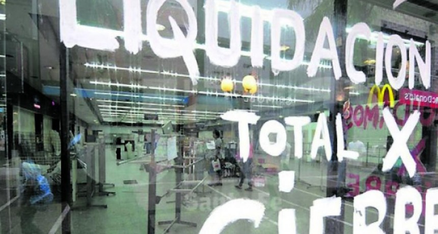 La actividad económica cayó 3,7% en noviembre y acumula una caída anual de 10,6%