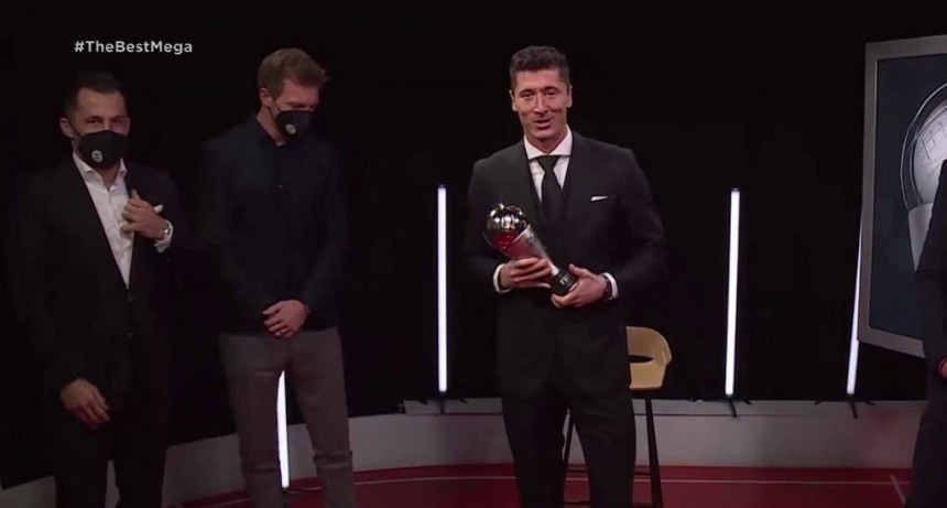 Lewandowski derrotó a Lionel Messi en los premios The Best