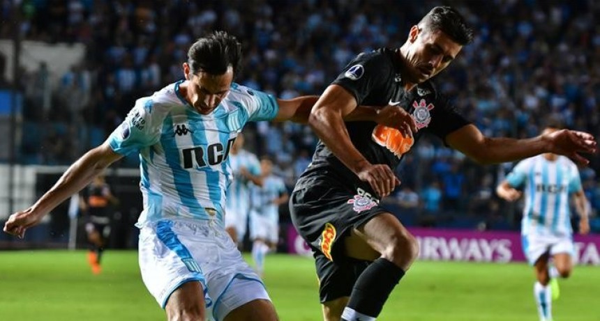 Corinthians empató con Racing