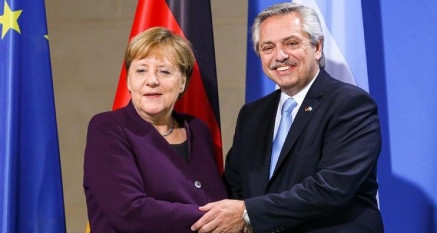 Alberto Fernández se reunió Angela Merkel