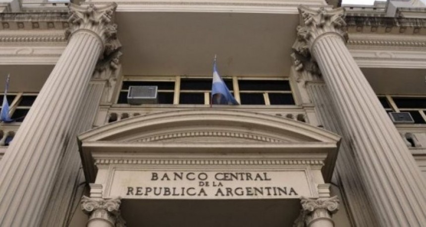 Los analistas pronostican una inflación del 41,7% este año y el dólar mayorista llegará a casi $79