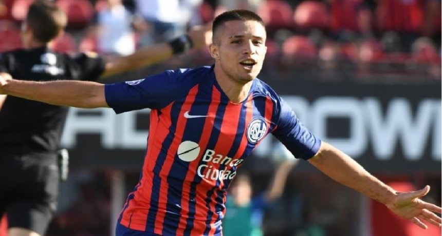 San Lorenzo obtuvo su primer triunfo del año ante un deslucido Vélez