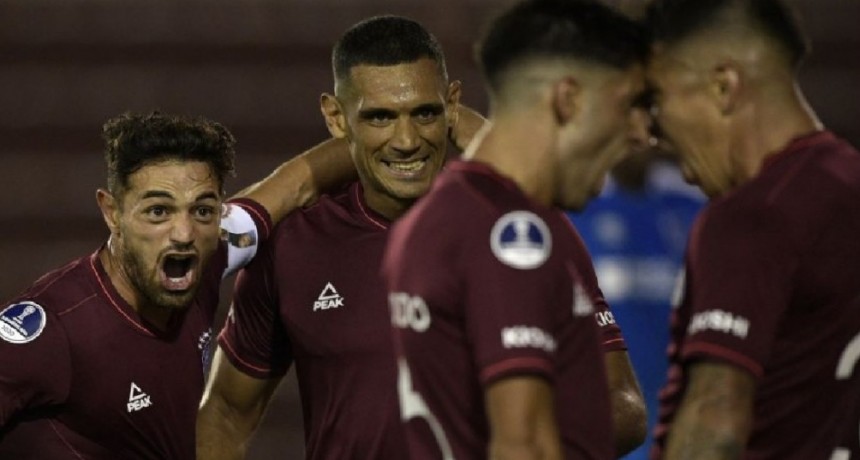 Lanús debutó con una goleada en la Copa Sudamericana