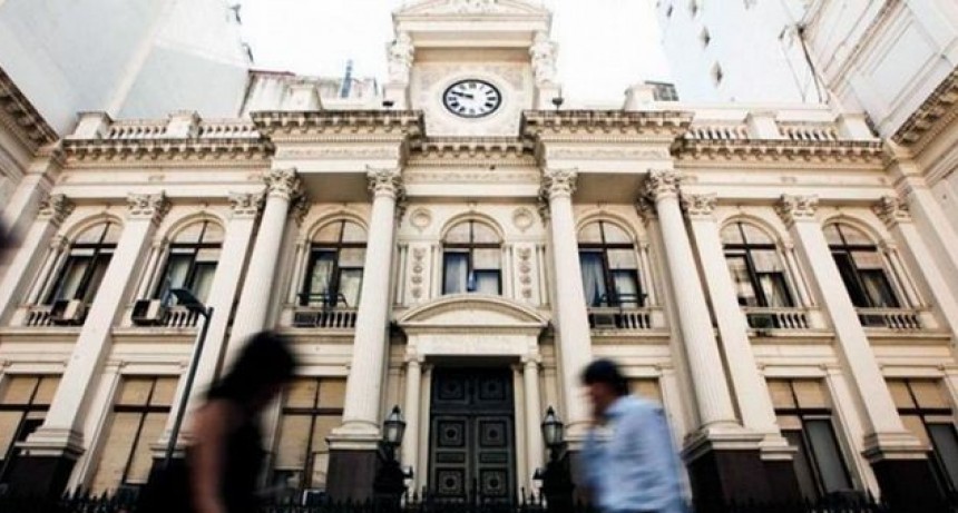 La deuda pública bruta nacional ascendió en diciembre al 91% del Producto Interno Bruto