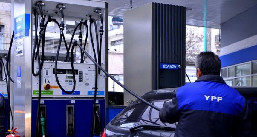 Postergan la actualización de impuestos para combustibles líquidos