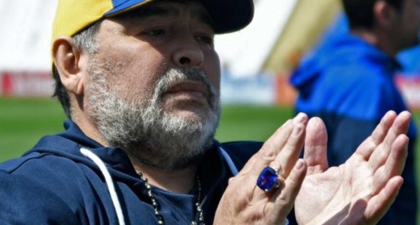  Quién se quedó con el anillo de US$300.000 de Maradona