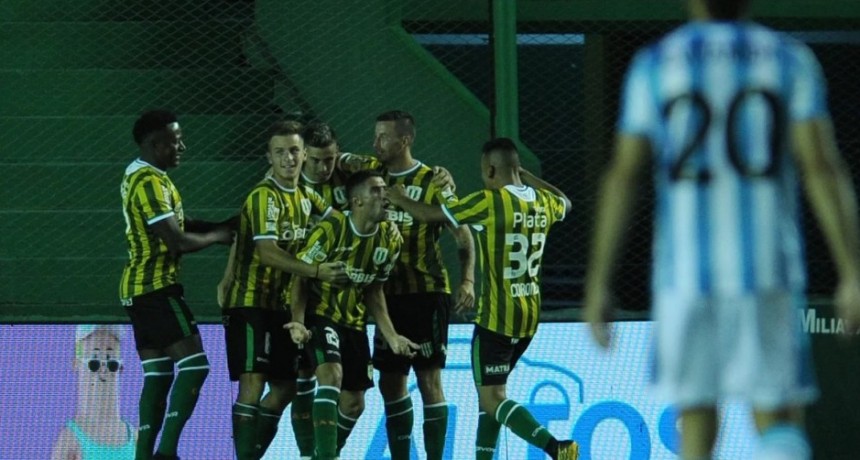 Banfield le ganó a Racing por la Copa de la Liga Profesional de Fútbol
