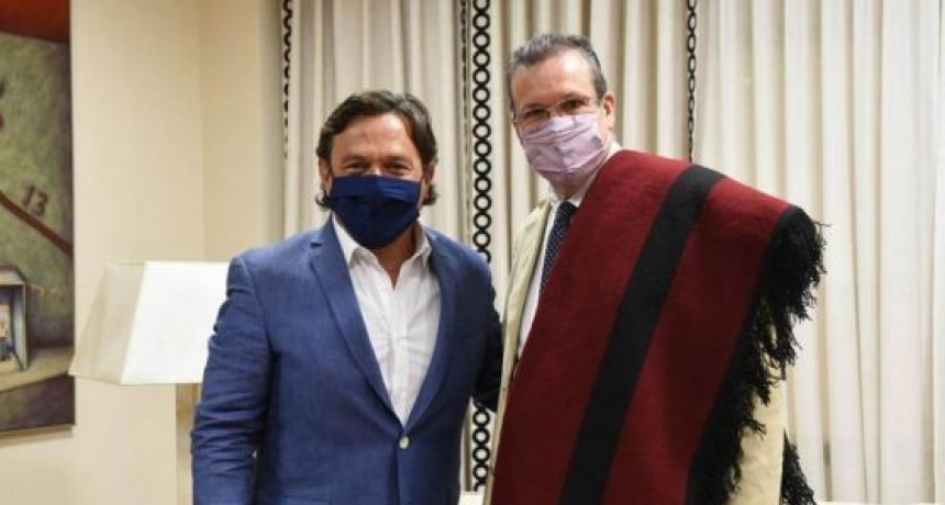 El Gobernador recibió a Tristán Bauer 