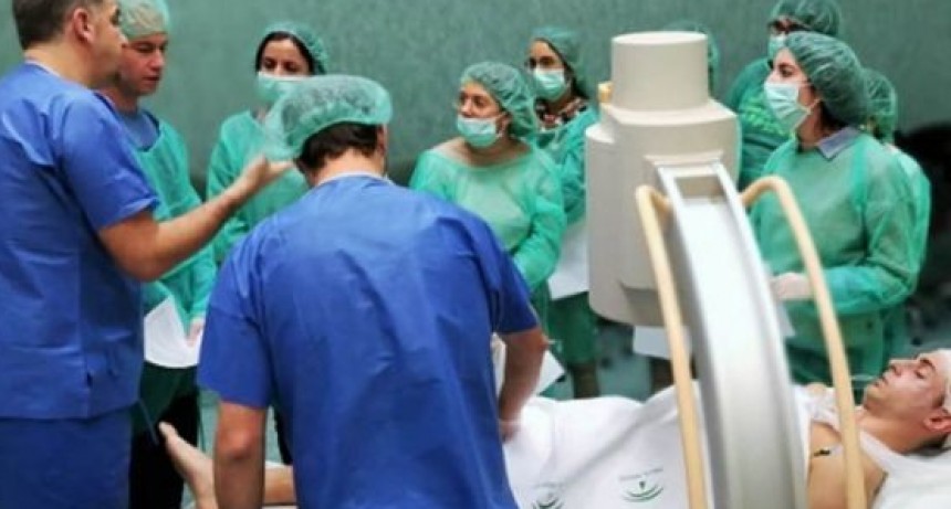 Contratados del área salud de la Administración Pública cobrarán el bono de $10.000