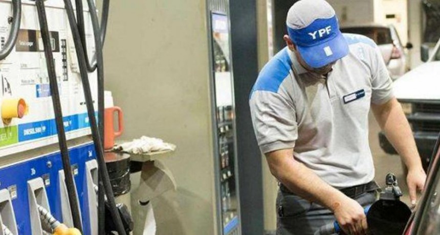 YPF aumentó el 9% los combustibles