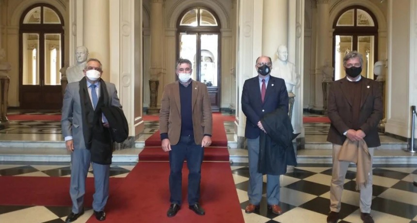 El campo volvió a rechazar la propuesta del Gobierno de crear un fideicomiso de maíz y trigo