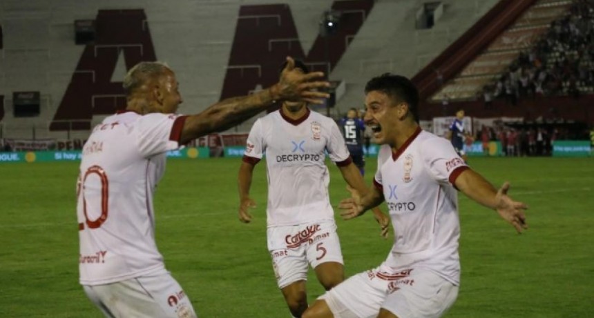Huracán de local venció a Vélez