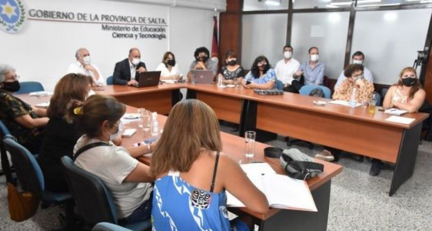 La Provincia ofreció el 45% de incremento salarial a docentes