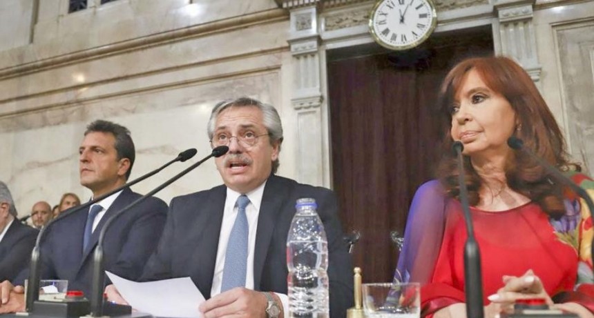 El Congreso recibe al Presidente con la mirada puesta en el acuerdo con el FMI