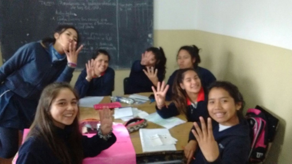 Milei ofrecera asistencia para niños de colegios privados