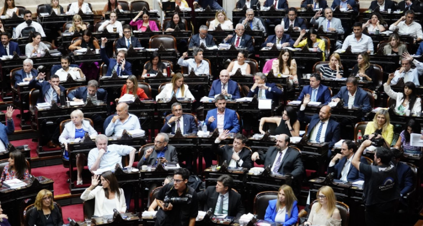 La Ley Ómnibus vuelve a comisión