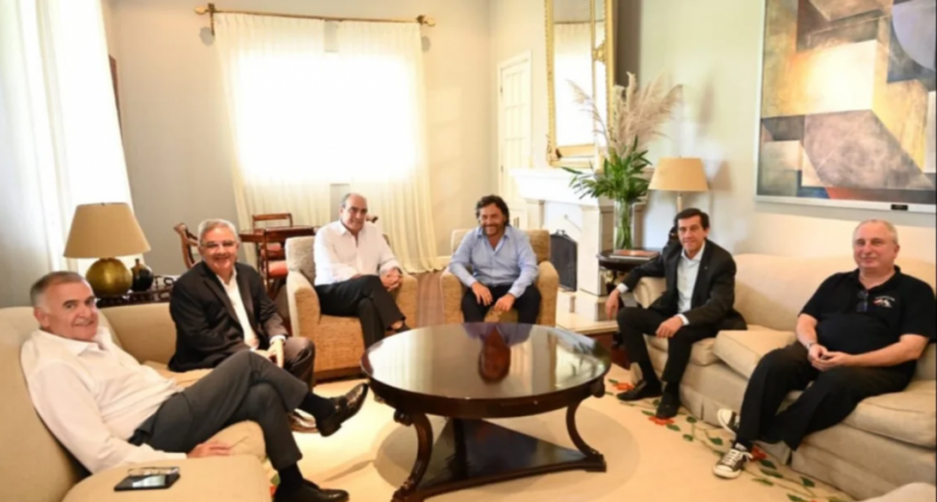 Guillermo Francos se reunio con Gobernadores en la Provincia