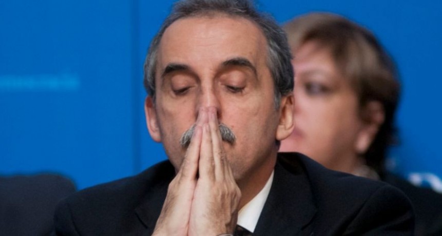 Moreno:qué los compañeros no canten!