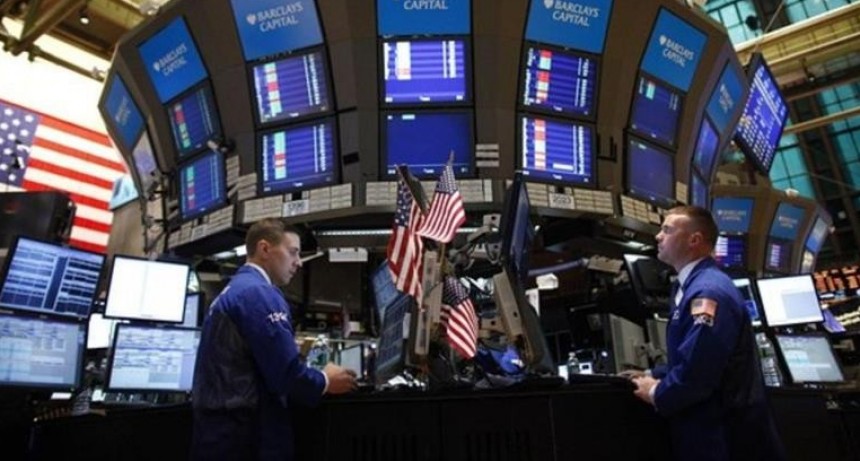 Wall Street el Dow Jones se deja un 0,4%