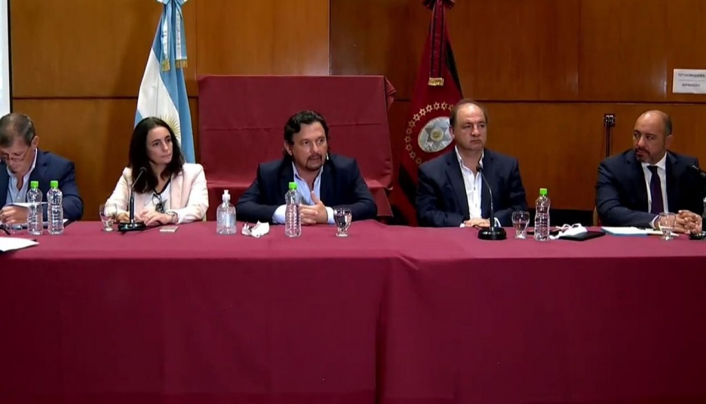 Gustavo Sáenz: Vamos a seguir insistiendo en el aislamiento social
