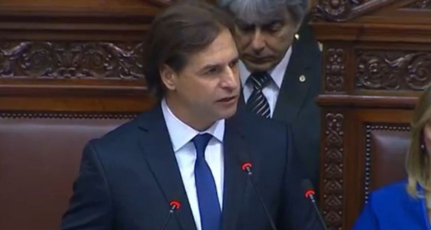 Alberto Lacalle Pou asume como presidente de Uruguay