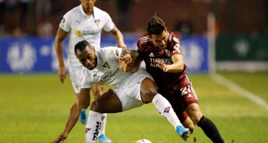 River perdió 3-0 ante Liga en su debut en la Copa Libertadores