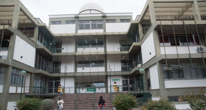 La UNSa suspende clases en prevención coronavirus 
