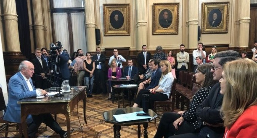 Parrilli asumió como presidente de la comisión de Justicia