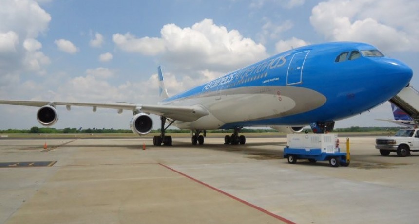 Aerolíneas canceló vuelos a Roma, Miami y Orlando por la baja demanda