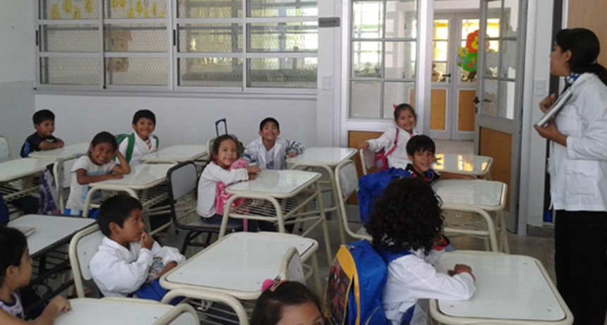 La escuela primaria tiene déficit educativo