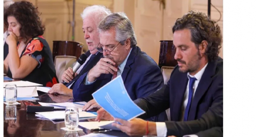 El Gobierno pide que los mayores de 65 cumplan aislamiento voluntario