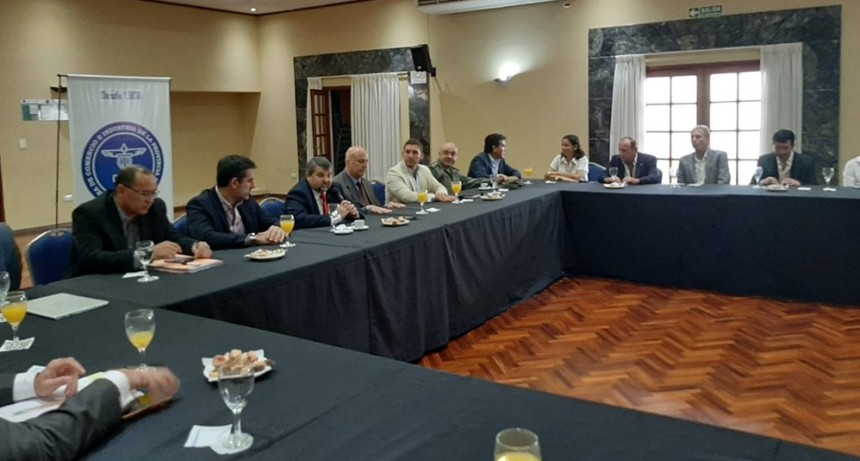 Primera mesa contra el Comercio Ilegal