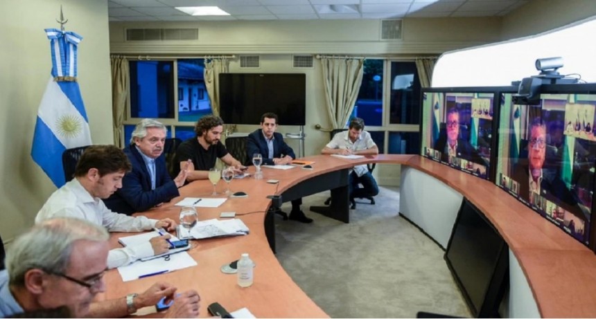 El Presidente está reunido con todos los Gobernadores