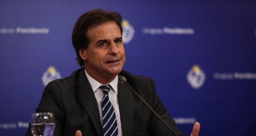 Uruguay suspende obligatoriedad de asistir a las escuelas