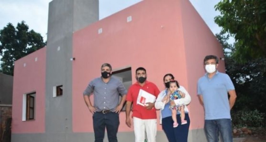 El Gobierno Provincial entregó 5 viviendas en Tartagal 