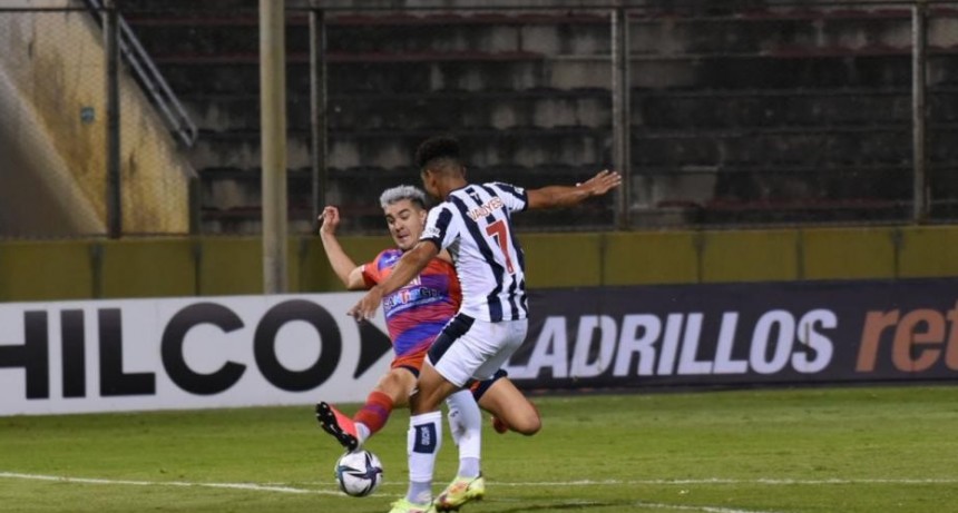Talleres de Córdoba goleó a Güemes en Salta