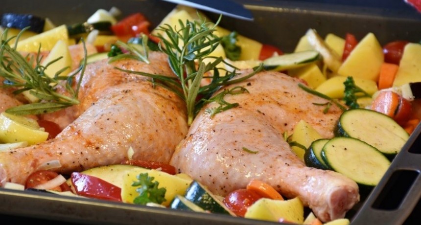 Pollo con verduras al horno
