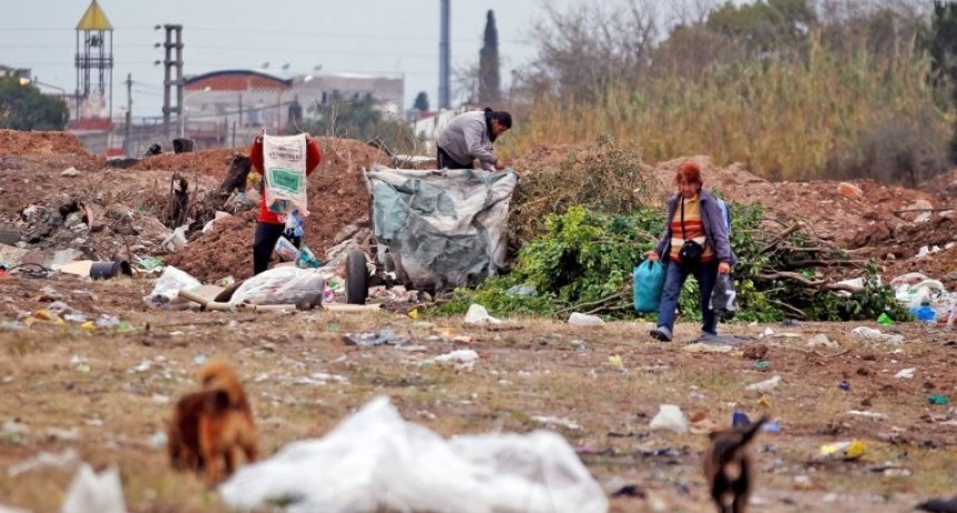 La pobreza en la Argentina se eleva al 37%