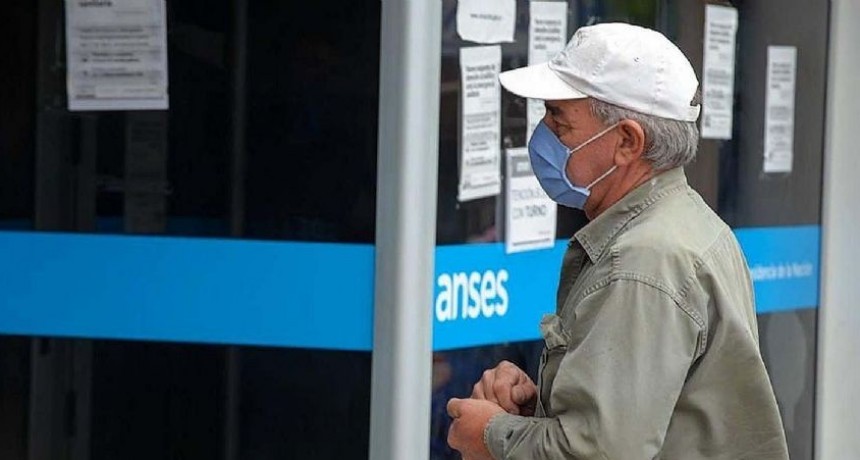 Jubilados recibirán un plus en abril y mayo