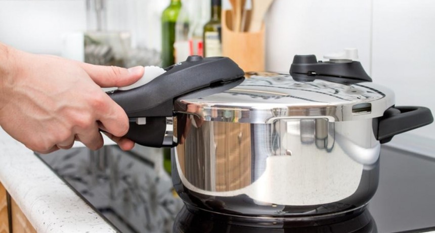 La olla a presión una aliada de la cocinera